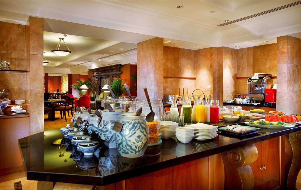 Four Seasons Hotel